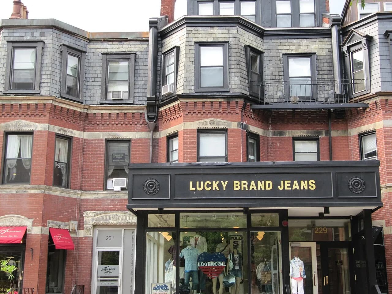 Lucky Brand Jeans - Wikipedia