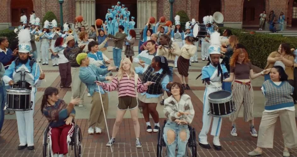 Las otras cinco campañas nominadas fueron “Backyard legends” de Adidas, “A critter Carol” de Apple, “Your way out” de Coinbase, “Backstory” de Levi’s y “Why do it?” de Nike.