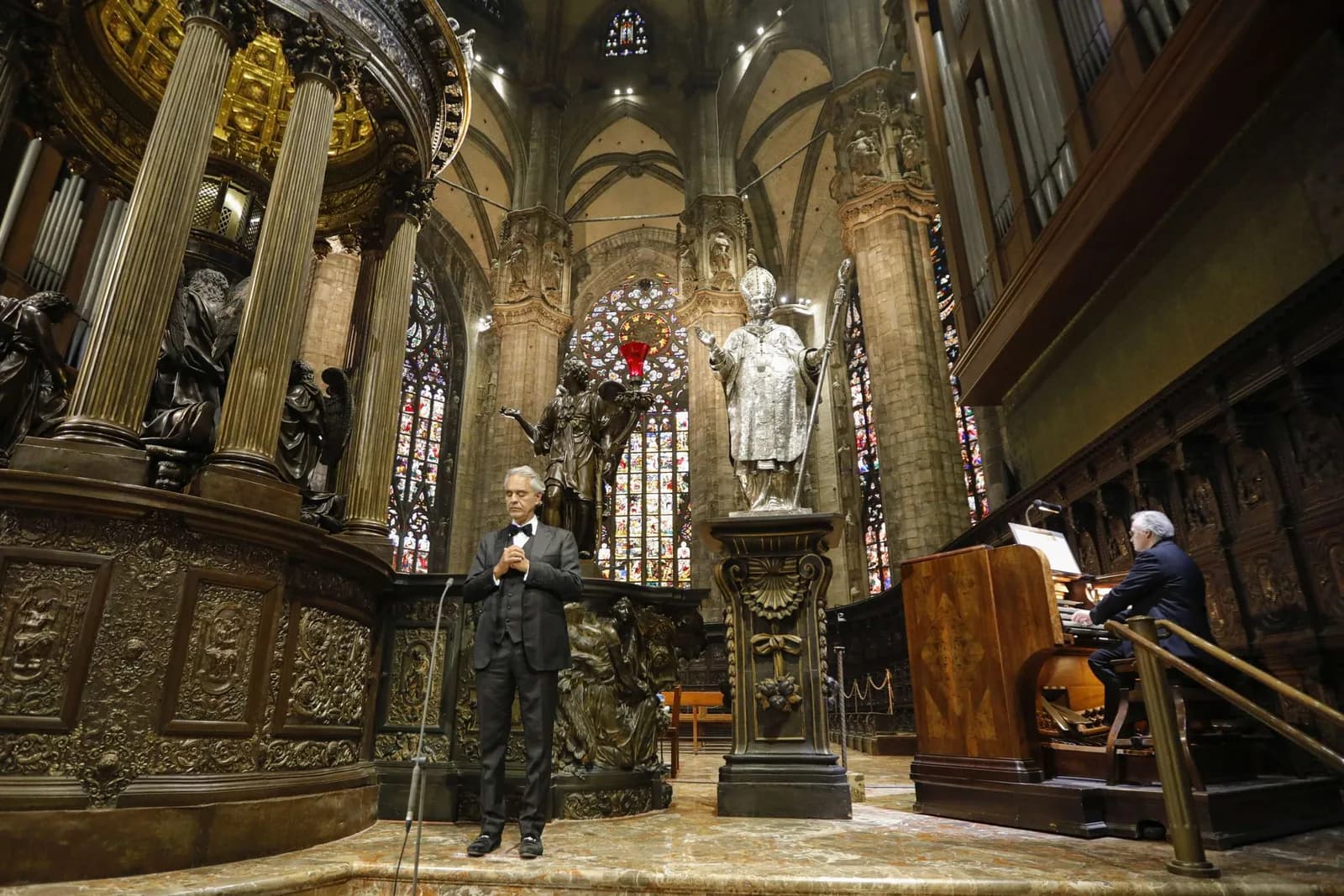 ONE YEAR ON FROM ANDREA BOCELLI’S RECORD-BREAKING MUSIC FOR HOPE LIVESTREAM, HIS BREATHTAKING PERFORMANCE AT MILAN CATHEDRAL HAS NOW REACHED OVER 42 MILLION VIEWERS AROUND THE WORLD - Universal…