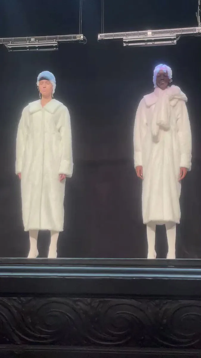 More meditations on subjective reality via photochromatic technology at Anrealage #PFW