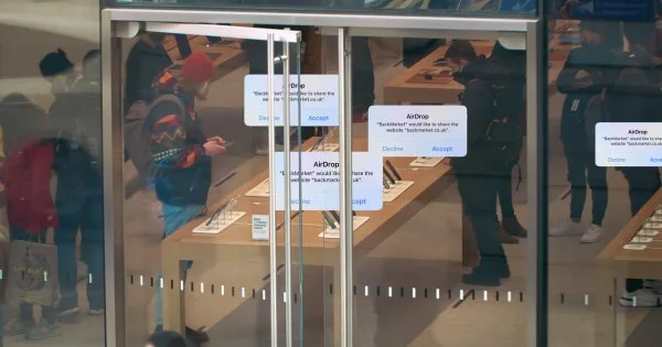 This French Startup Hacked 3 Major European Apple Stores