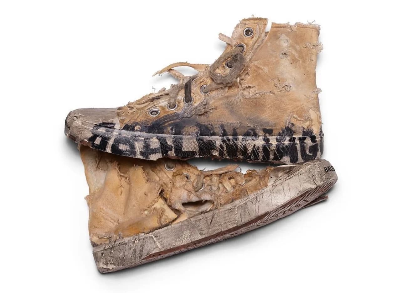 Alright, this is the worst sneaker I’ve seen today… Balenciaga has to be trollin