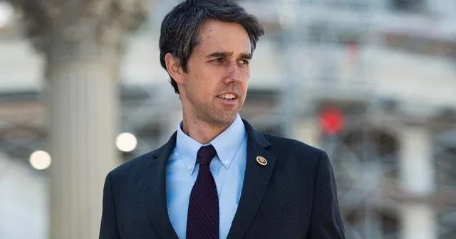 Beto O'Rourke says "nothing more American" than to stand up or take a knee for your rights