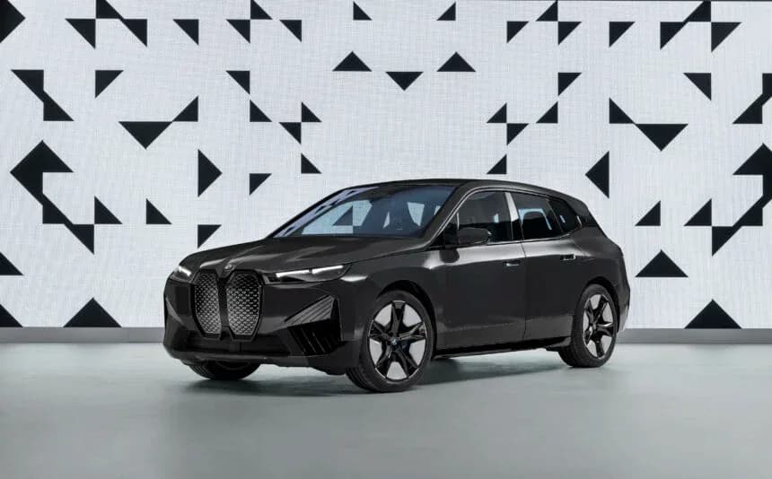 This color-changing concept BMW will mess with your head