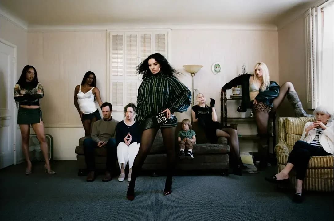Charli xcx - 360 (official video)