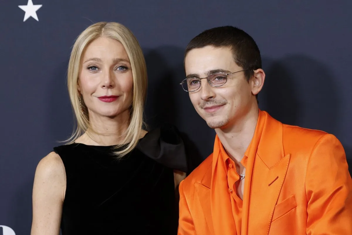 Look: Timothée Chalamet promotes 'Marty Supreme' on top of Vegas Sphere - UPI.com