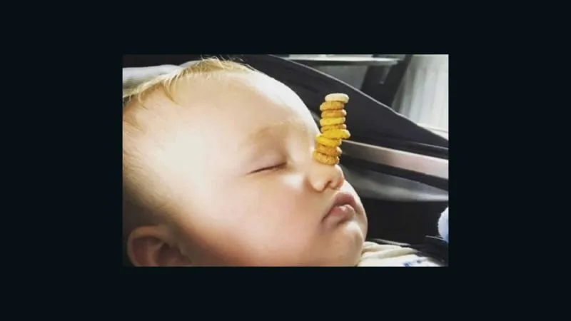 Dads stack Cheerios on babies’ heads because …dads | CNN