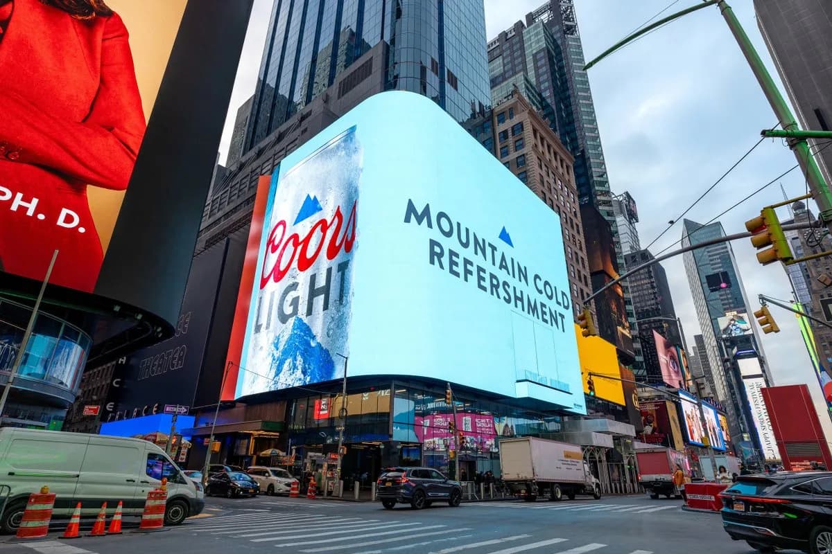 Marketing masterclass from Coors Light: - Releases a series of misspelled ads - People point out mistake/play into their hands - They admit they had, "a Case of the Mondays" - Launch Super Bowl…