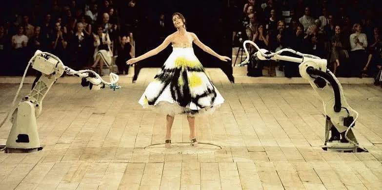 i thought the coperni stunt was a gimmicky poorly executed attempt at shalom’s alexander mcqueen ss1999 moment.