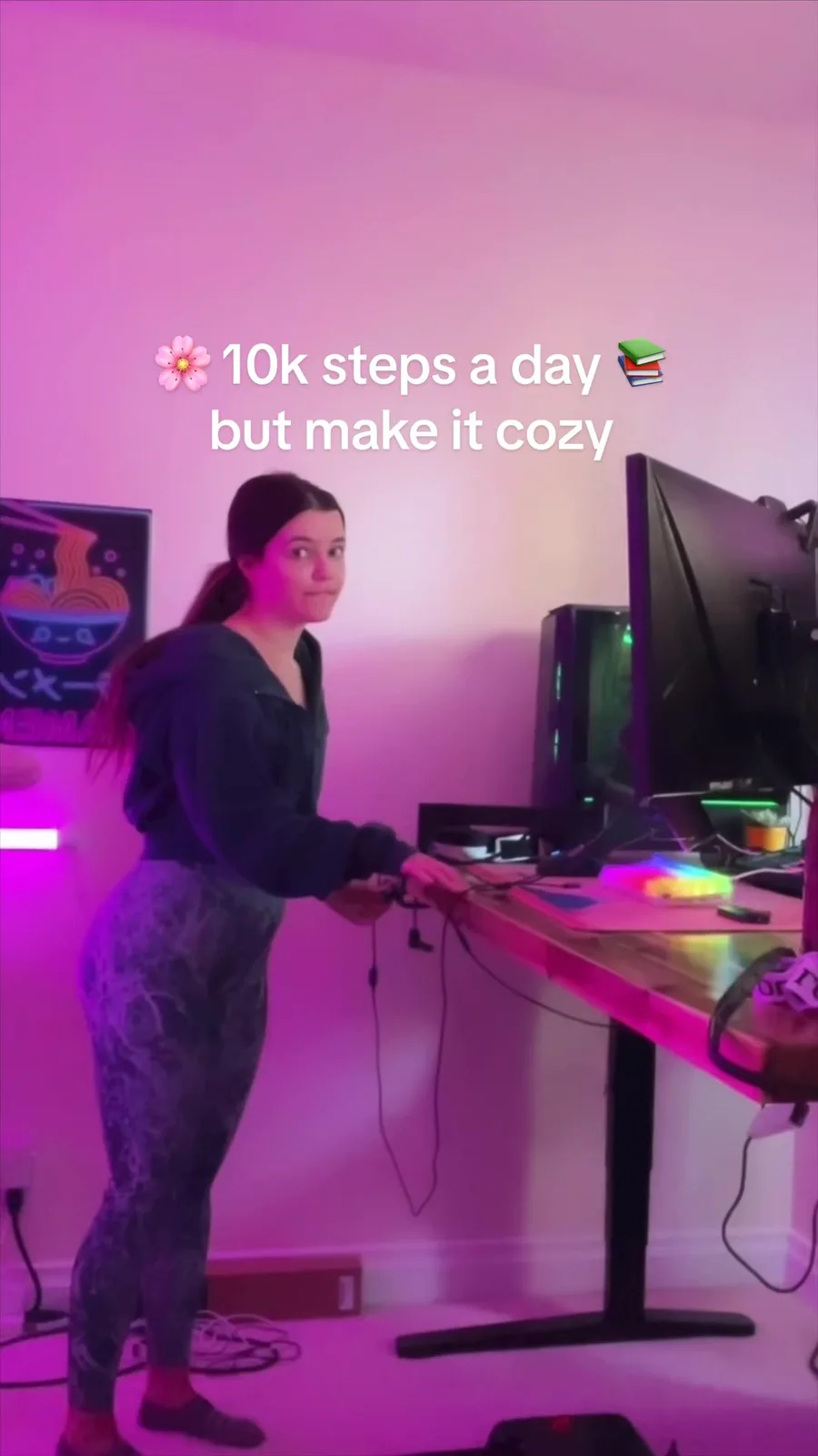 *excuse my morning appearance lol* Ive got no shot at getting in my 10k steps a day unless I start it off like this + making it as easy and vibey and comfortable as possible and it goes by SO FAST -…