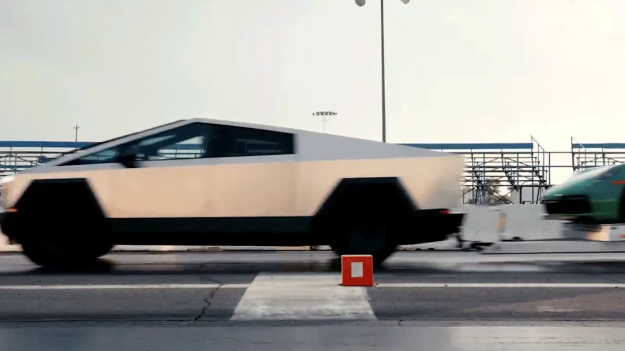Tesla Cybertruck Vs. Porsche 911 Drag Race Was Pure Spectacle - Jalopnik