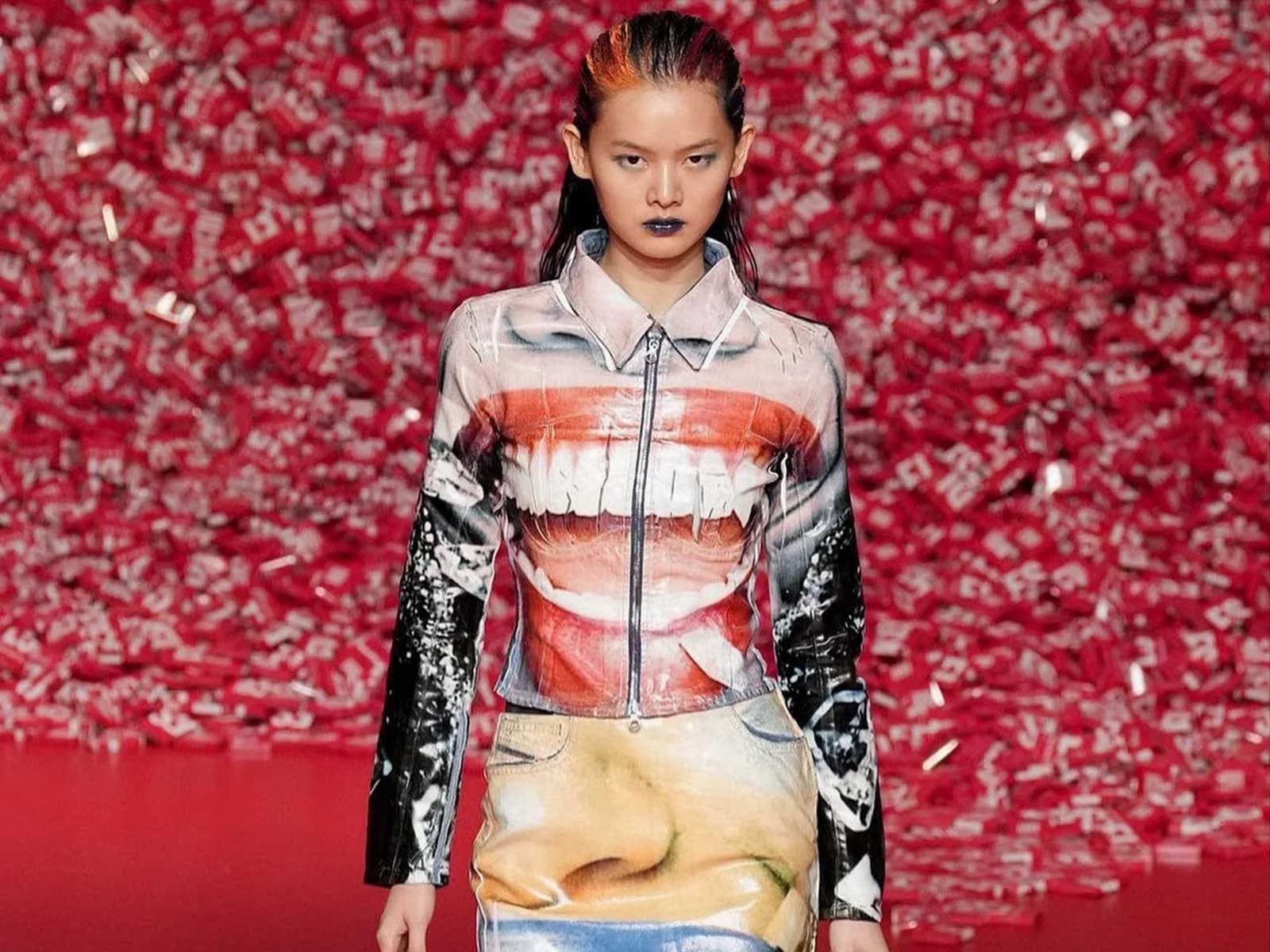 Diesel kicks off Milan Fashion Week with its most sensual show ever - HIGHXTAR.