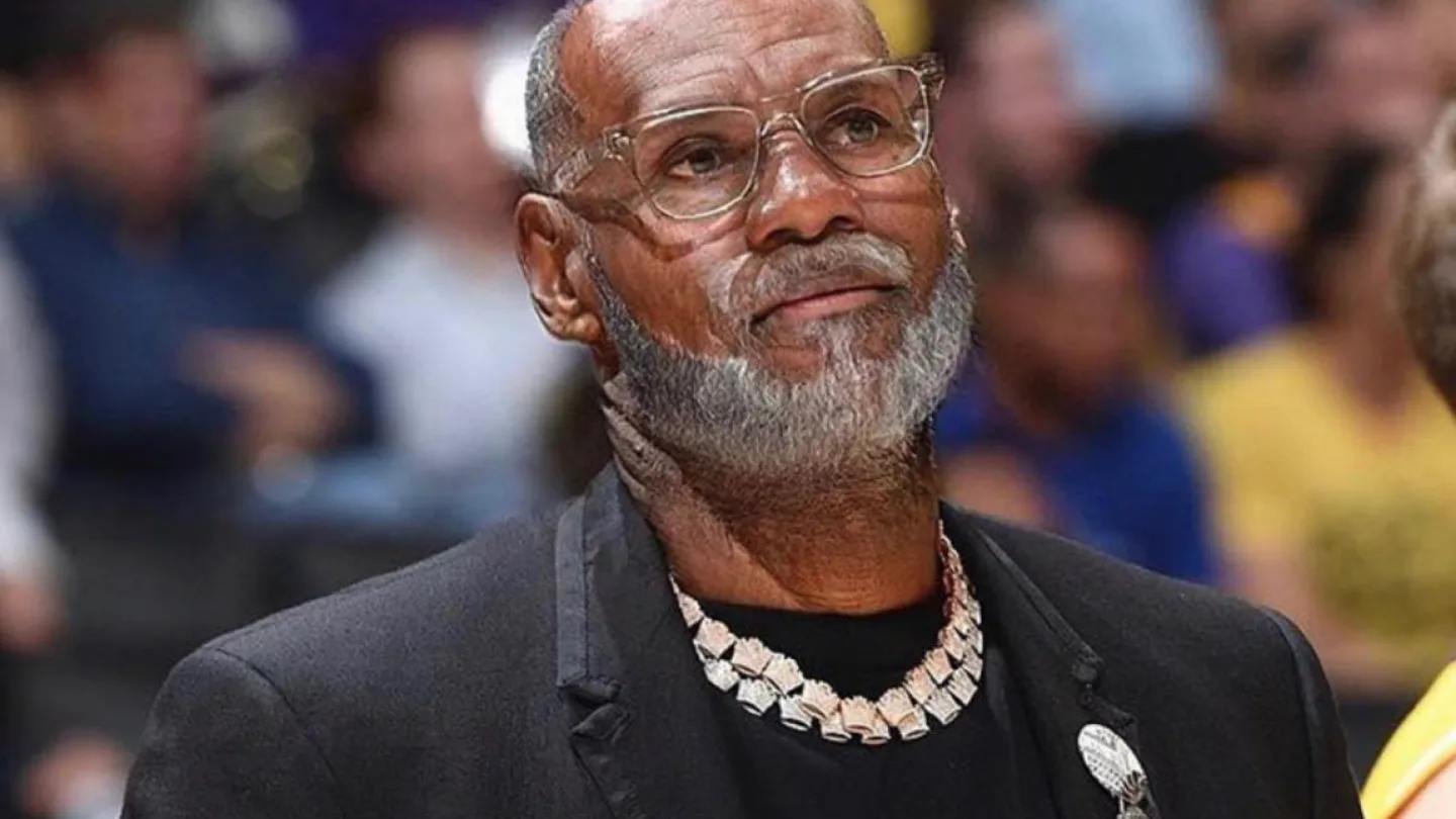 LeBron old