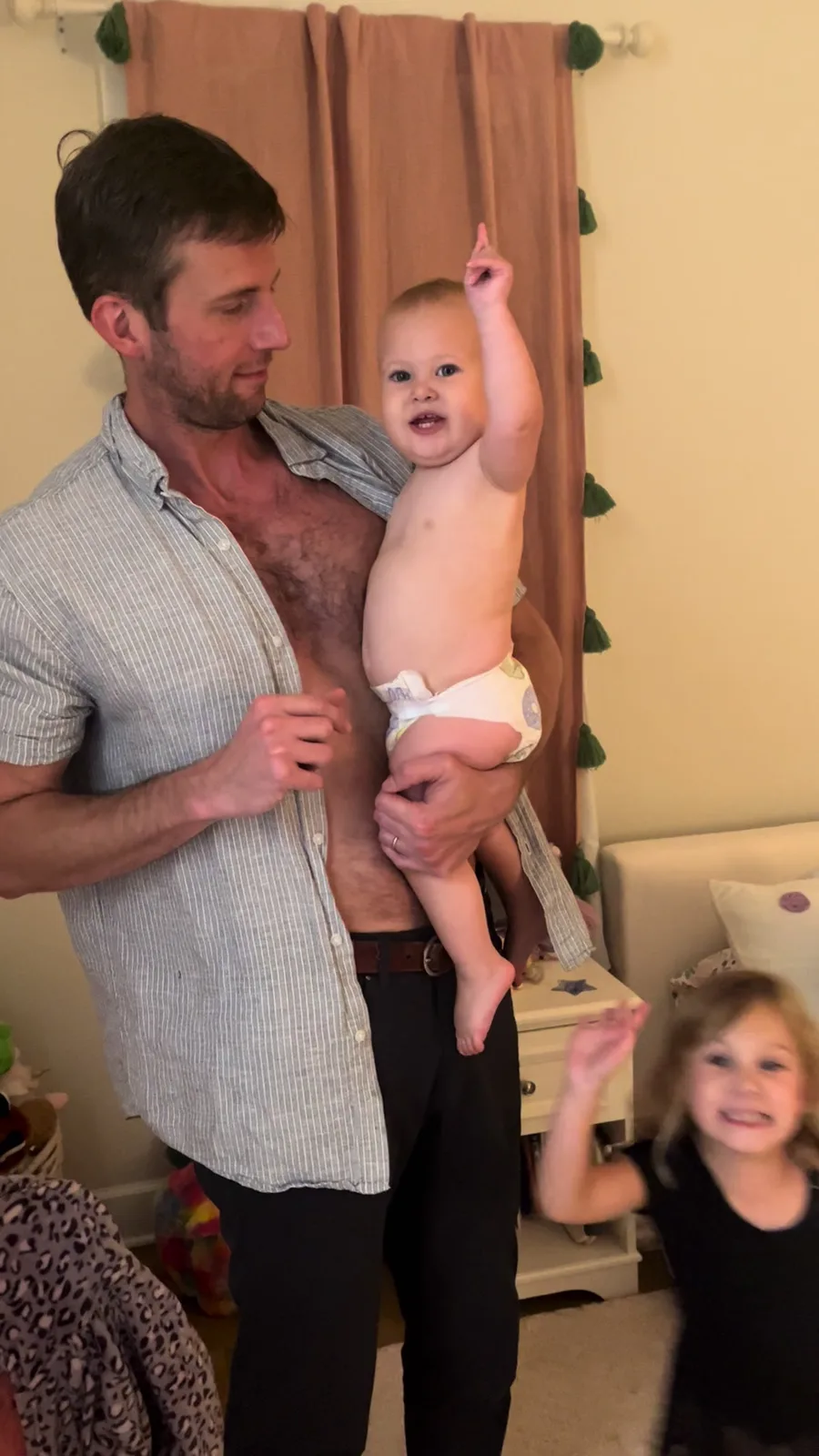 If the @Four Seasons Hotels is looking for a baby ambassador my niece got you 😂🤣😂🤣😂