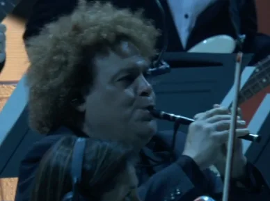 Whoever this mans is literally ROCKS. He was KILLIN' it and I honestly applause him; I am now a fan! #TheGameAwards #GOTY #TheGameAwards2022