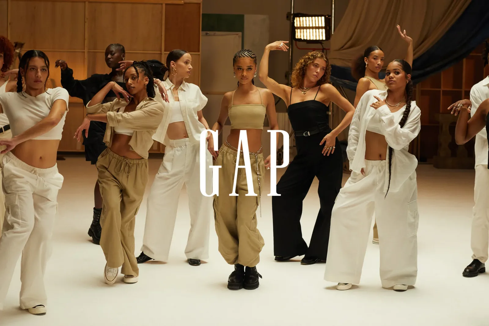 Gap、グラミー®賞受賞アーティストTylaを起用したSpring 2024グローバルキャンペーンでオリジナリティを表現