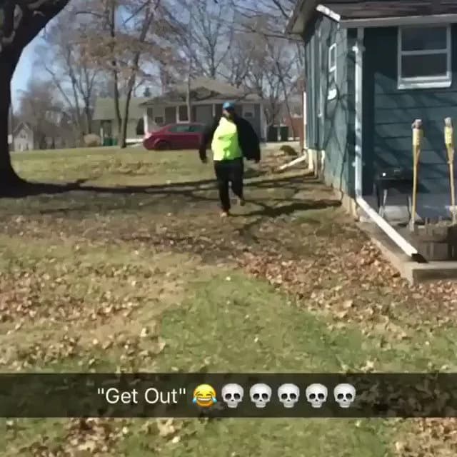 I'm dead 💀💀💀😂😂😂 bruh got out of there #getoutchallenge