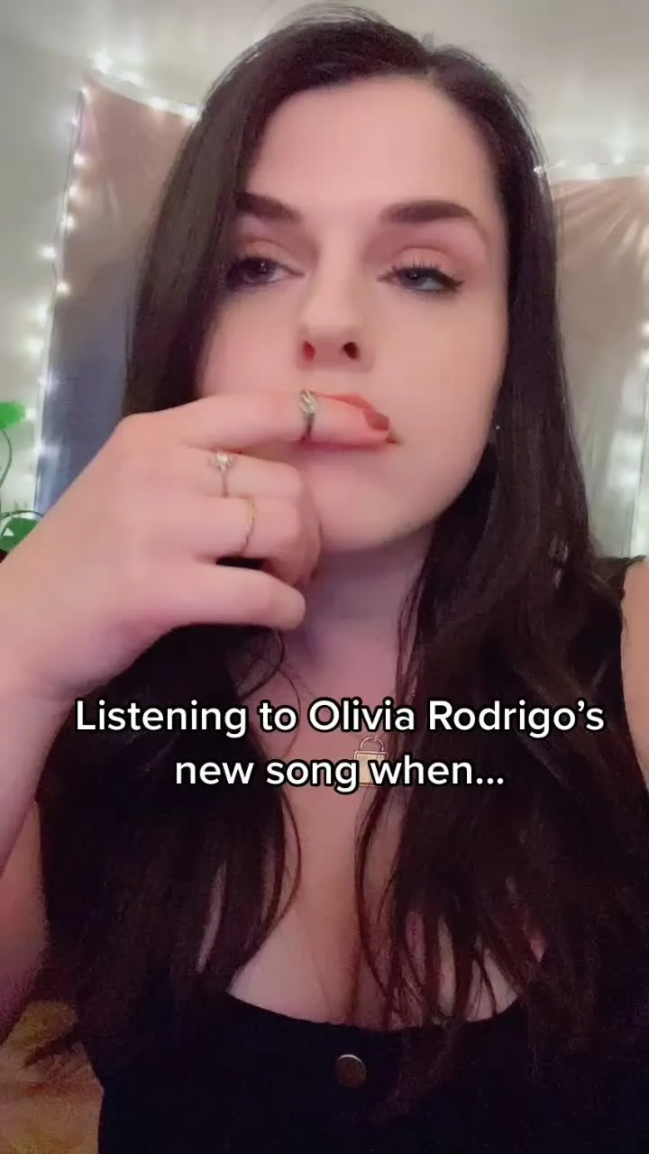Swifties, you should probably blind react to this #fyp#mashup#oliviarodrigo#taylorswift#swiftie#Trending#MAKEYOURMOVE#goodforyou#remix