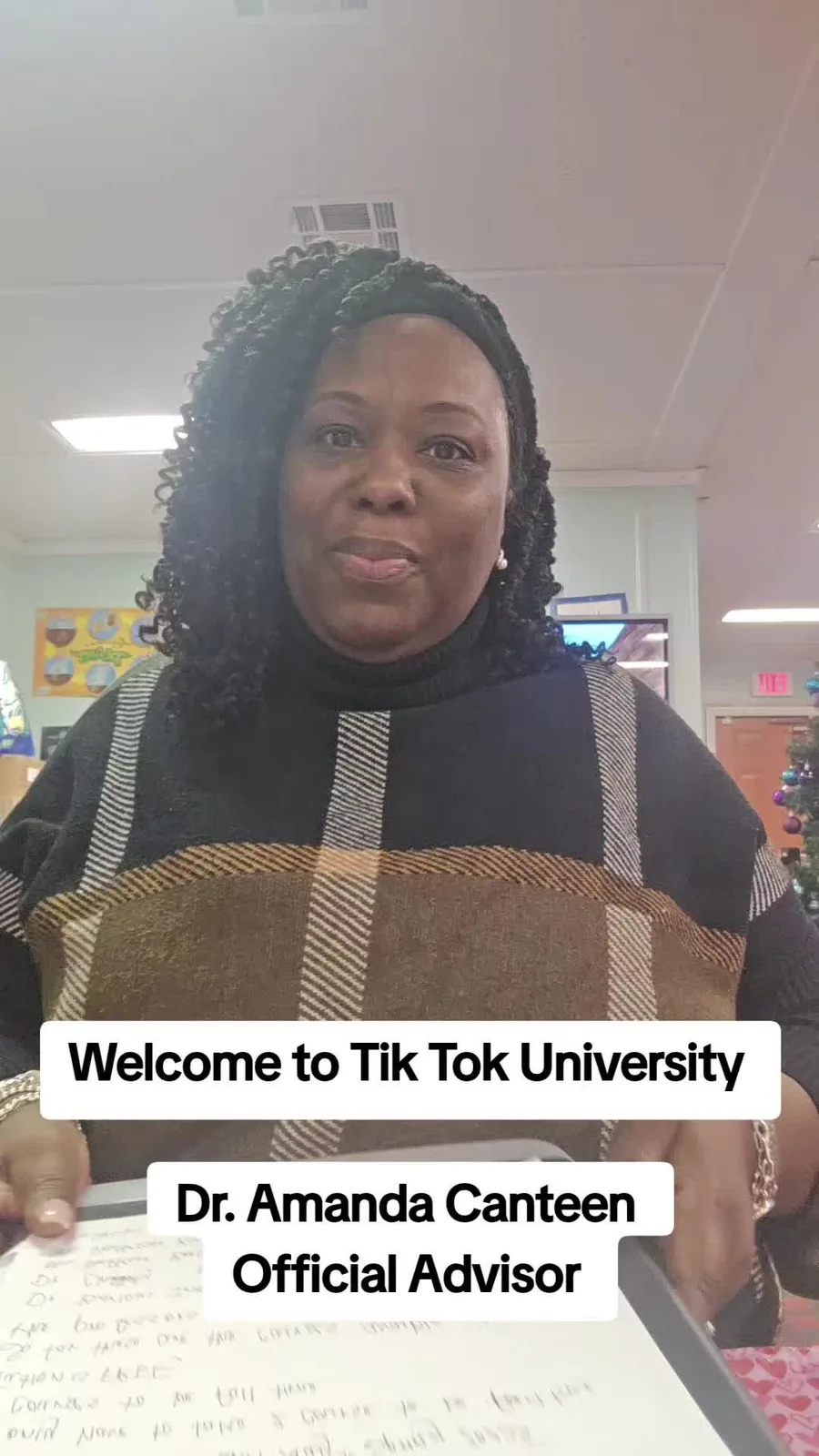 Tik Tok University official student Orientation. I'm your Advisor Dr. Amanda Canteen #tiktokuniversity #tiktokadvisor #fyp #tiktokteacher @Dr. Barlow’s Intro to Af-Am @Dr. Christy @ScreenwritingHelp