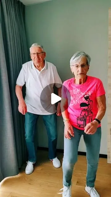Erika Rischko on Instagram: "#over80years 💃🕺and #spreadingjoy 😍 #jigglejiggle #wigglewiggle #mymoneydontjigglejiggle #dancinggrandparents"