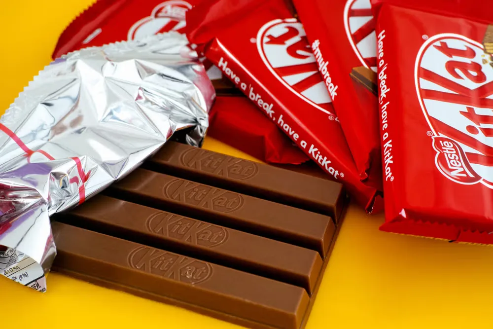 PR Roundup: A KitKat Heist, United Responds and the Opinions of 900 Journalists