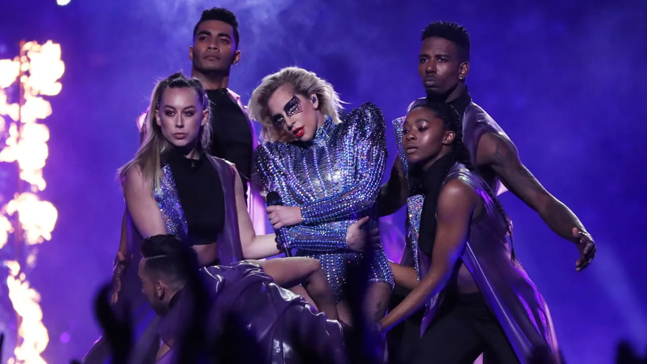 gaga-170205-SL
