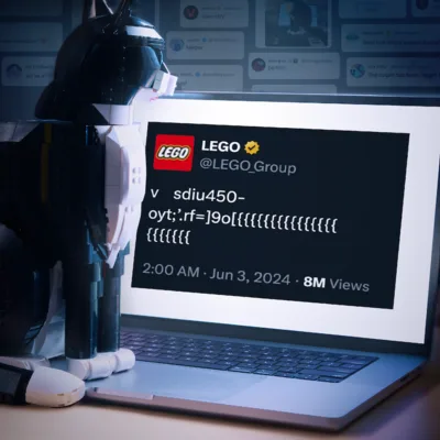 The LEGO Group | LEGO Tuxedo Cat Launch