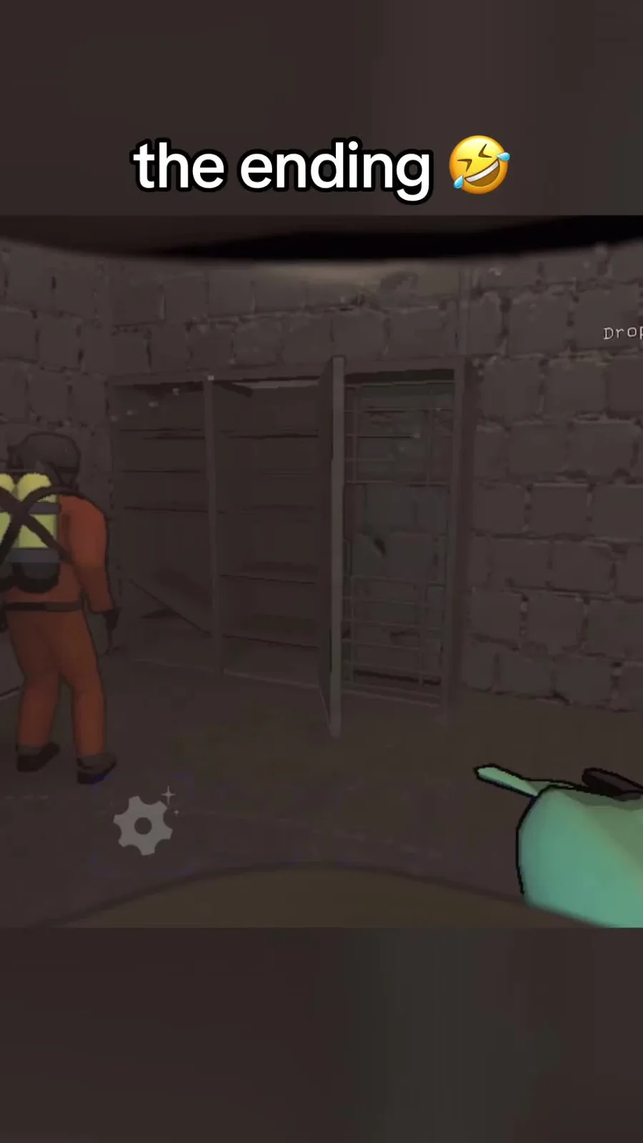 land mines… gotta watch out for those @sovi #daukey #funny #gaming #fyp #lethalcompany