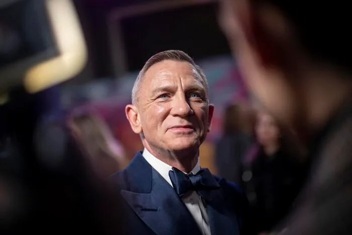 Daniel Craig, l'addio a 007 passa per la moda - People - Ansa.it