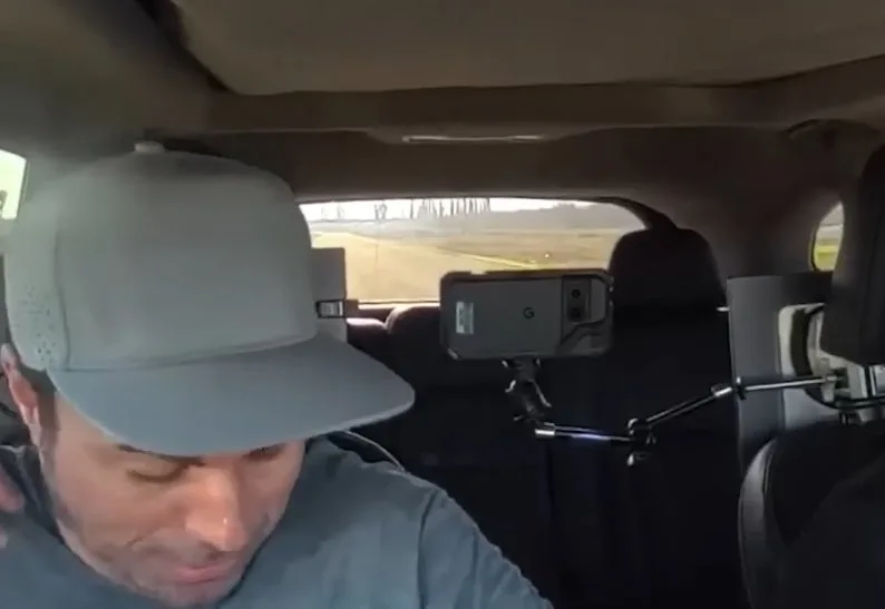 lol looks like Mark Rober edited in a Pixel image over the iPhone he was recording with. You can see the iPhone in the reflection.