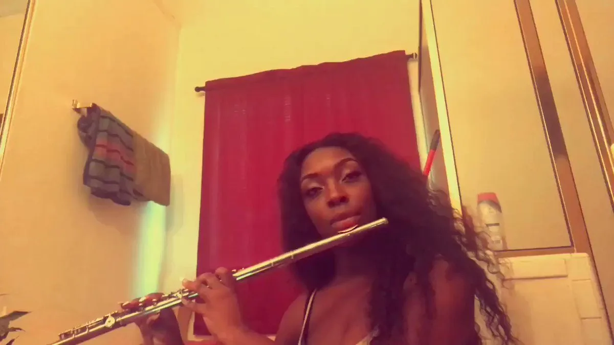 "Mask Off" @1future call me next time you need a flute 📞