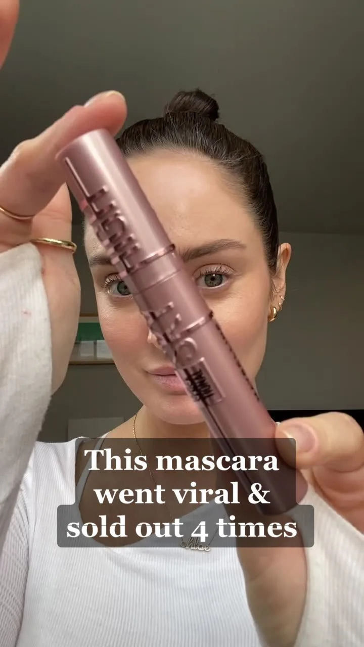 Just how good can it be? @maybelline #skyhighmascara #mascarahacks #maybellinemascara #makeupreview