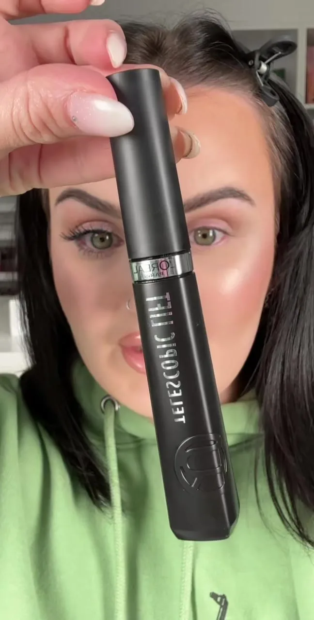 THESE ARE THE LASHES OF MY DREAMS!! @lorealparisusa never lets me down 😭 #TelescopicLift #LorealParisPartner #LorealParis @zoehonsinger