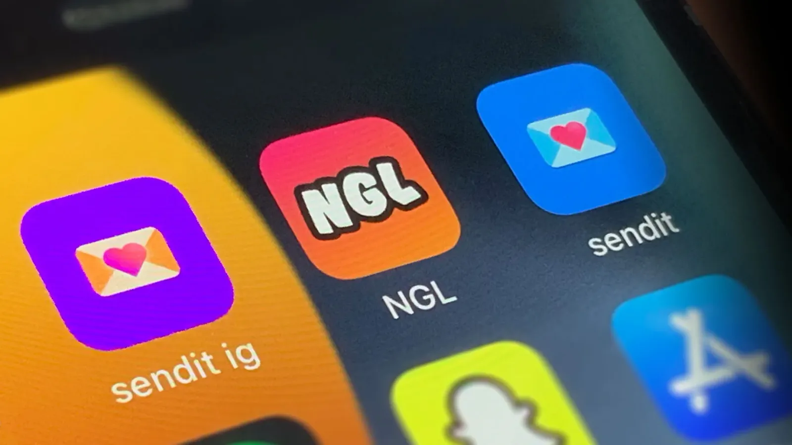 Anonymous social apps shift their attention to Instagram