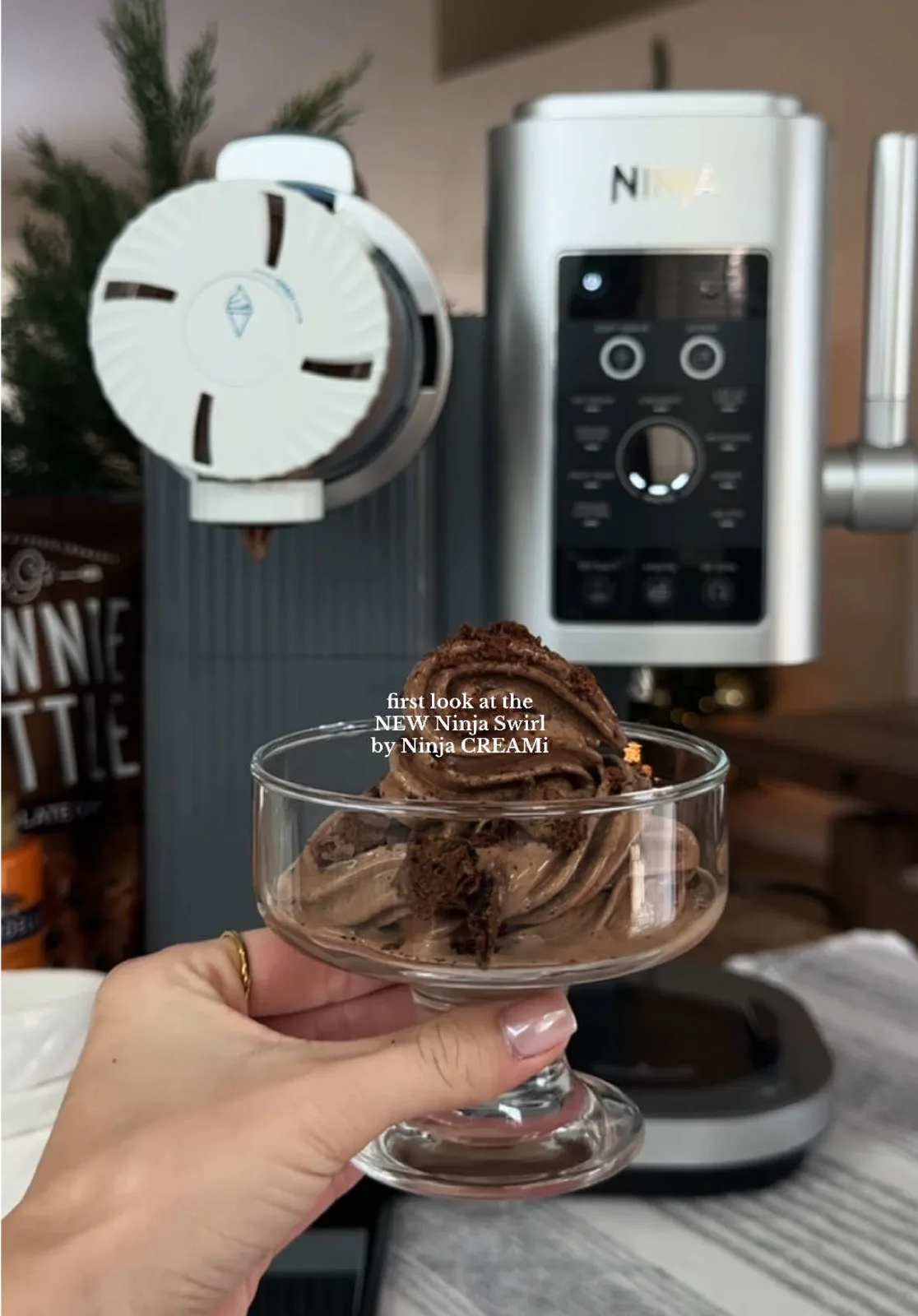 NEW Ninja Swirl by Ninja CREAMi! 🍦🤎 the soft serve, are you kidding?! @Ninja Kitchen #ninjakitchen #ninjacreami #ninjacreamirecipe #ninjaswirl