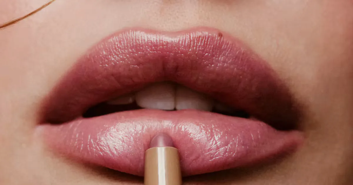 A First Look At Hailey Bieber's New Rhode Lip Liners