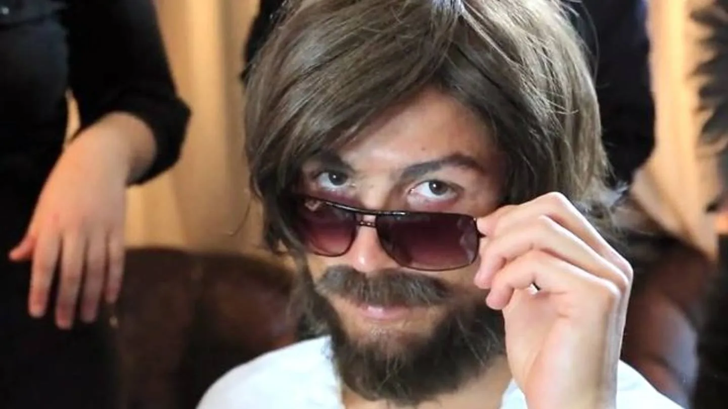 Cristiano Ronaldo released video of him in disguise playing street soccer