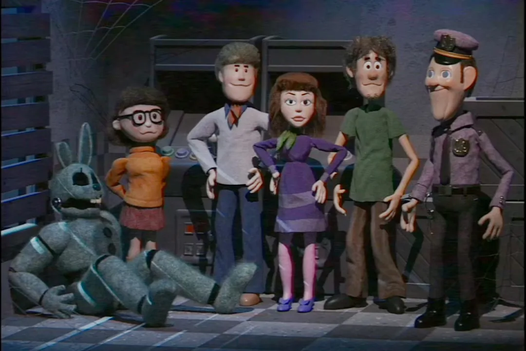 Jinkies! Scooby-Doo Meets Five Nights at Freddy's in This Viral & Delightfully Retro Fan Film