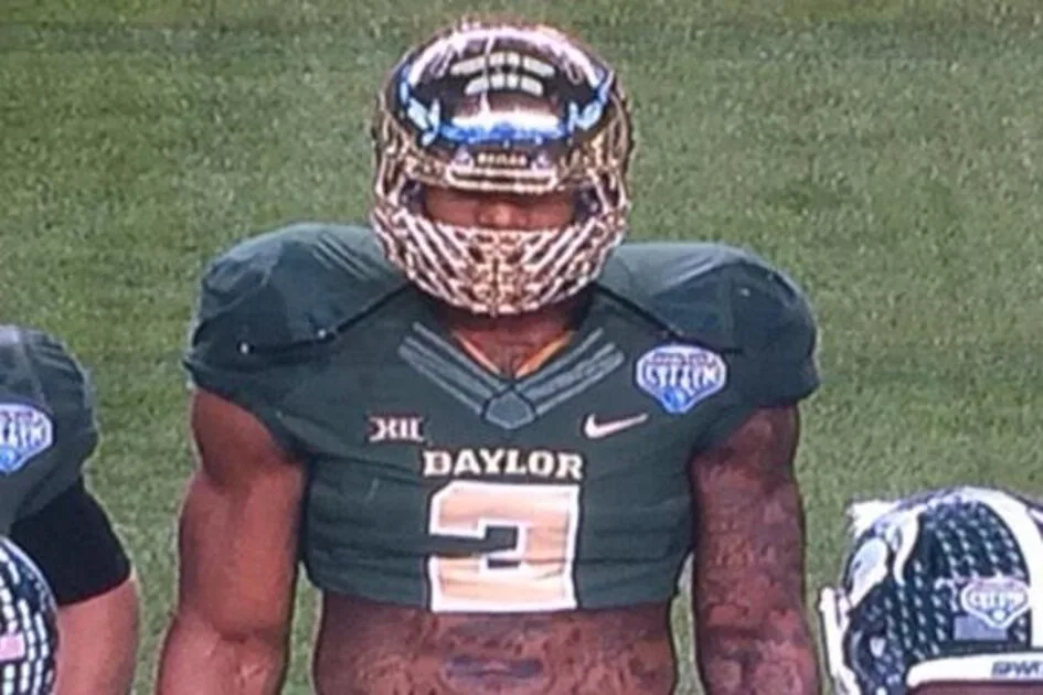 Baylor's Shawn Oakman Becomes Internet Meme Due to Massive Frame