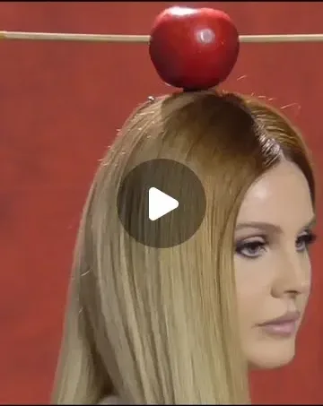 LANA DEL REY on Instagram: "Behind the scenes SKIMS By @_househousehouse_ @yourgirlchuck"
