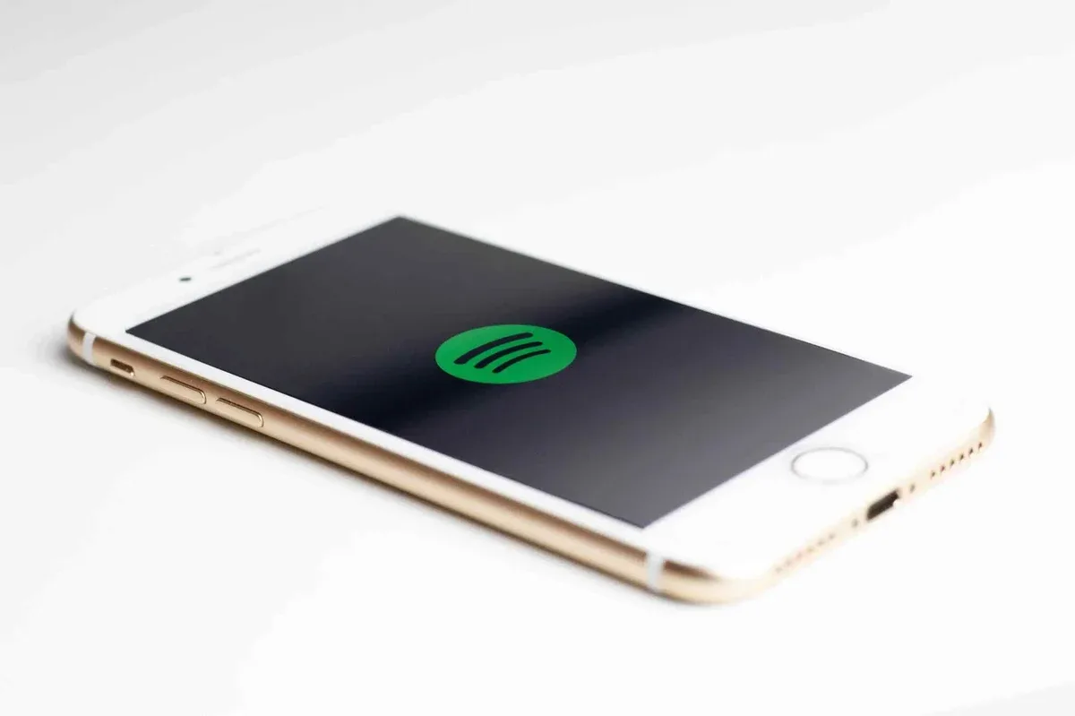 US and GB: Has Spotify’s 2022 Wrapped launch triggered more Buzz around the brand?