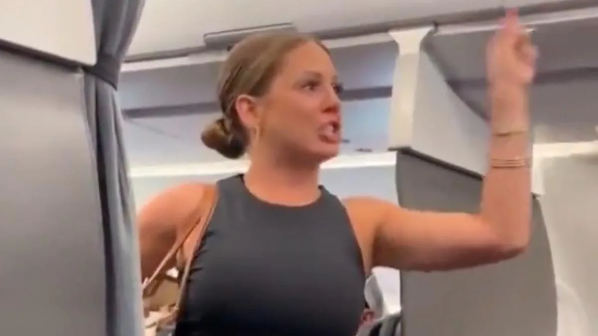 No Phones At Fashion Week!