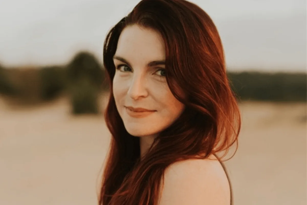 Carissa Broadbent: From Selling Books on Etsy to Trad Publishing | She Writes