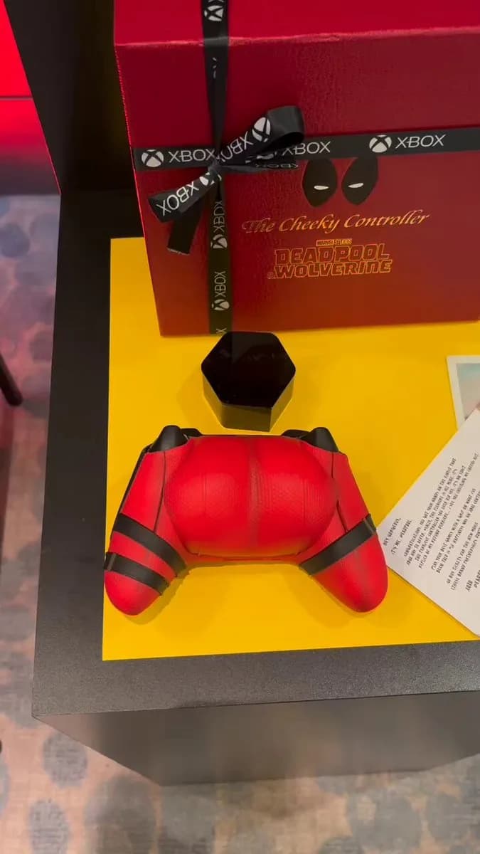 I regret to inform you that the butt on the Deadpool butt Xbox controller is a magnetic attachment that easily pops off