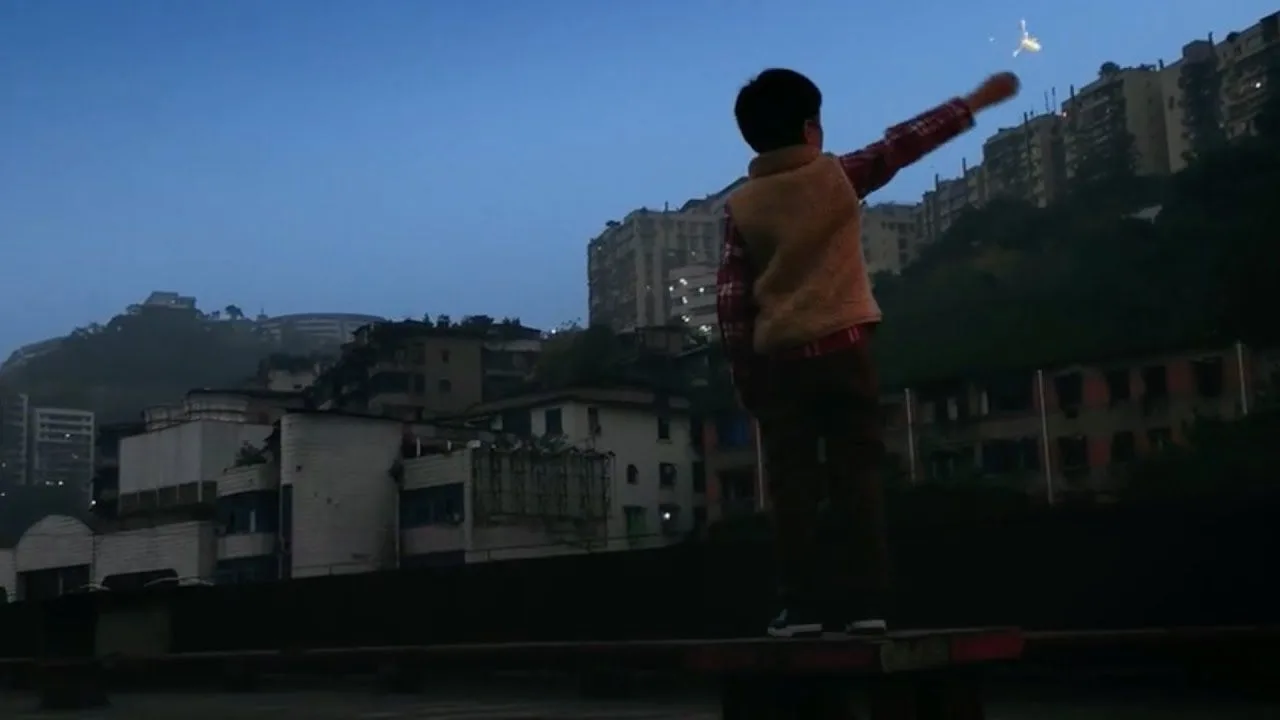 An iPhone X-shot film about a train attendant’s brief Chinese New Year reunion with her son.