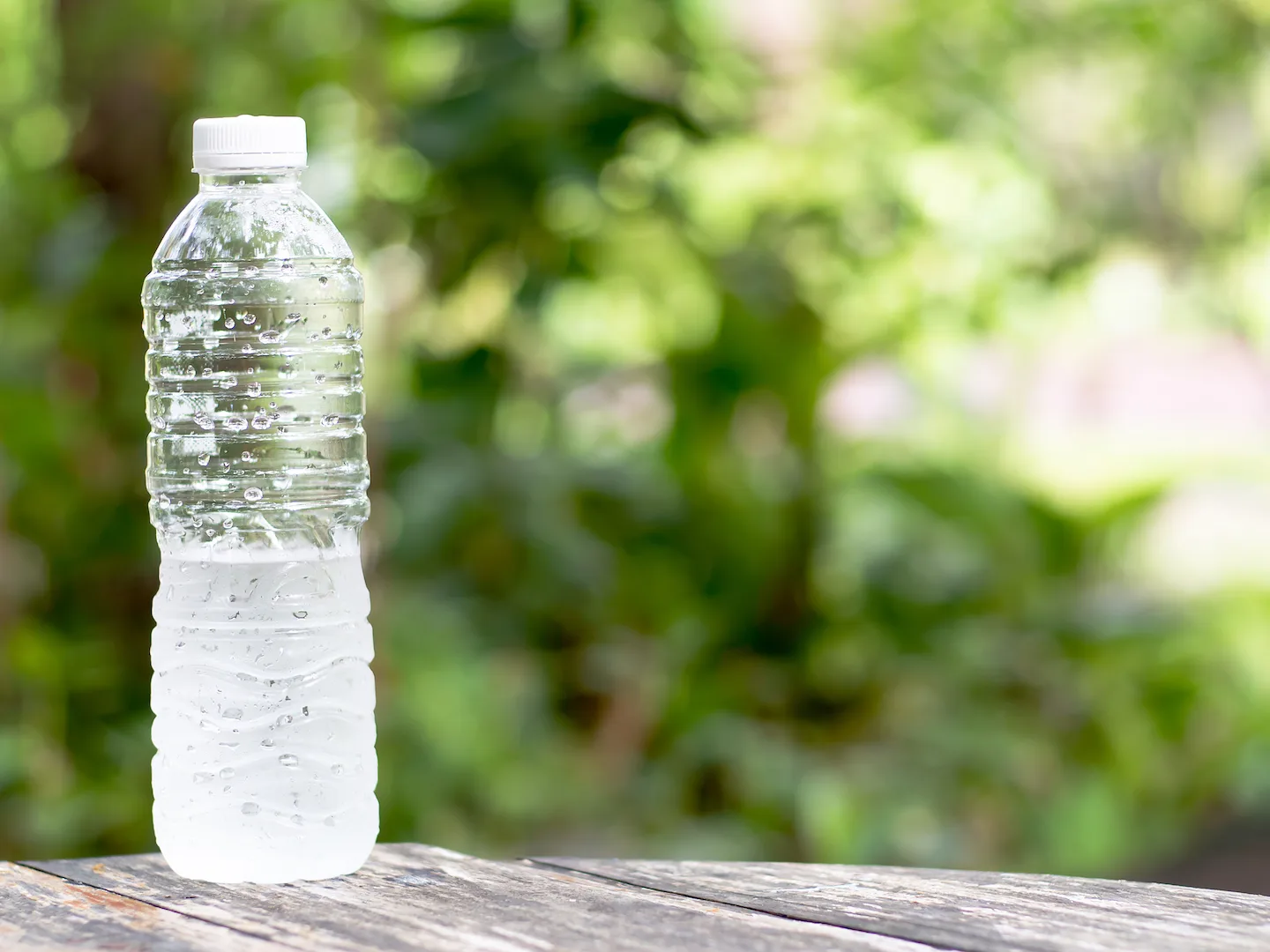 Bottle flipping: the craze that's driving parents crazy