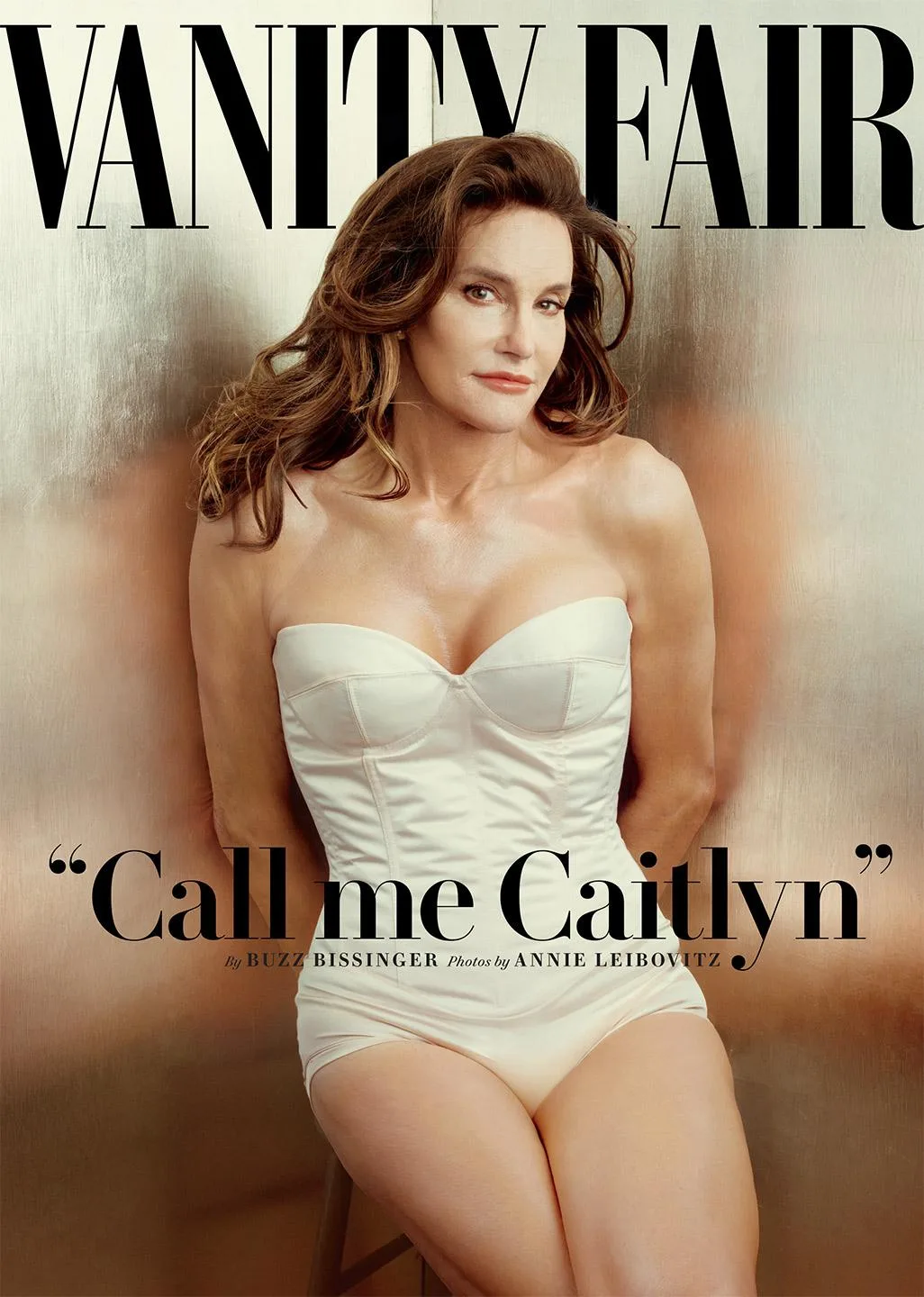 Caitlyn Jenner poses for Annie Leibovitz on the cover of Vanity Fair #CallMeCaitlyn http://t.co/NRyh6R09RR http://t.co/GO1ZgJJKBR