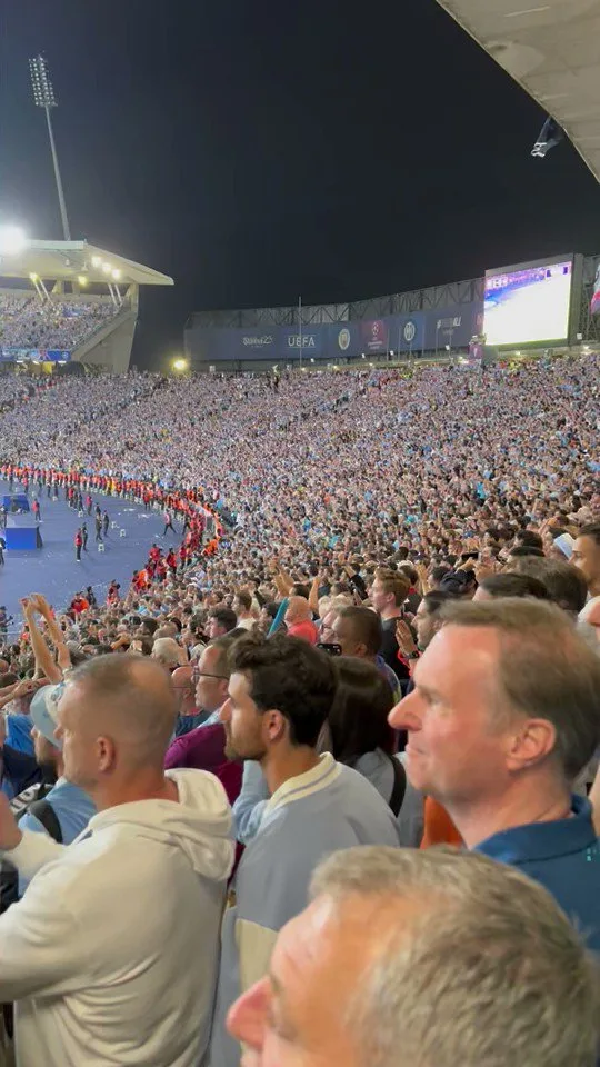 🔥🏆 ¡LA EUFORIA DE LA AFICIÓN DEL MANCHESTER CITY TRAS EL PITIDO FINAL!