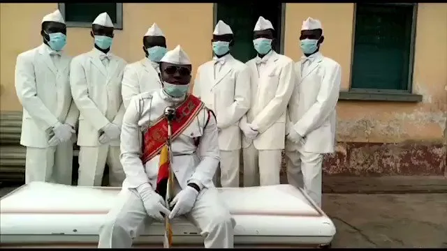 From NANA OTAFRIJA to all the doctors in the world 🌍 Thank you 👏🏻 Mention 👇🏻 all the doctors out there with your country flag. #COVIDー19 #CoffinMeme #benjaminaidoo #nanaotafrija #CoffinDance…