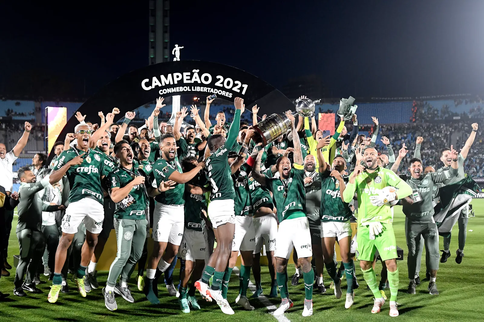 Palmeiras down Flamengo to retain Libertadores crown